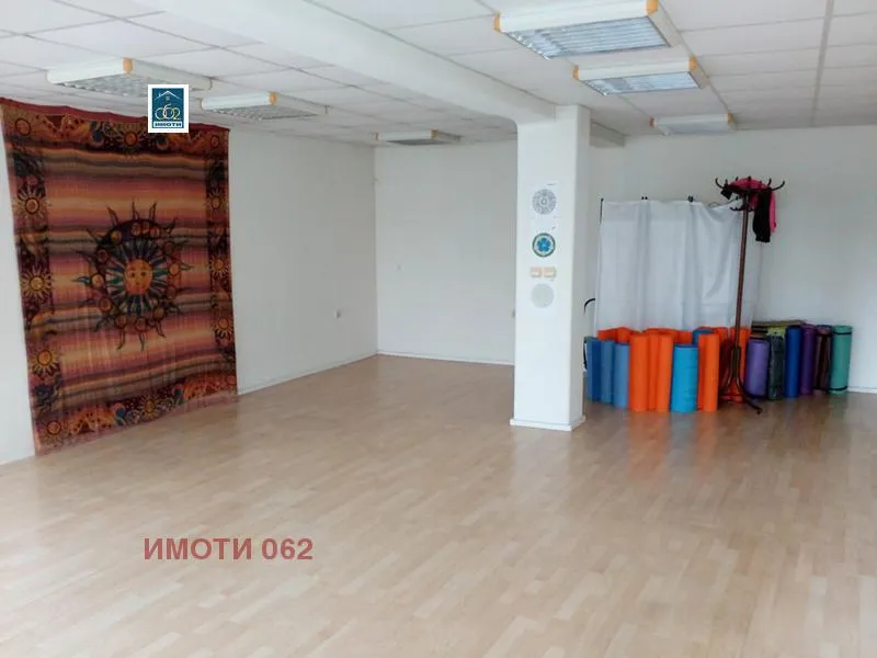 Офис, Център, Велико Търново - снимка 2 от 6