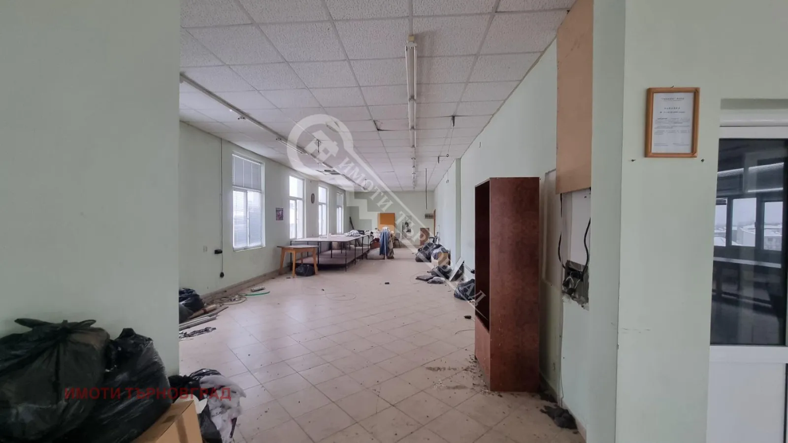 Офис, Горна Оряховица, Северна България - снимка 11 от 12
