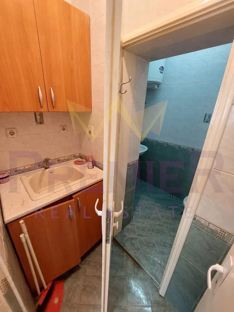 Офис, Окръжна болница, Варна - снимка 5 от 13