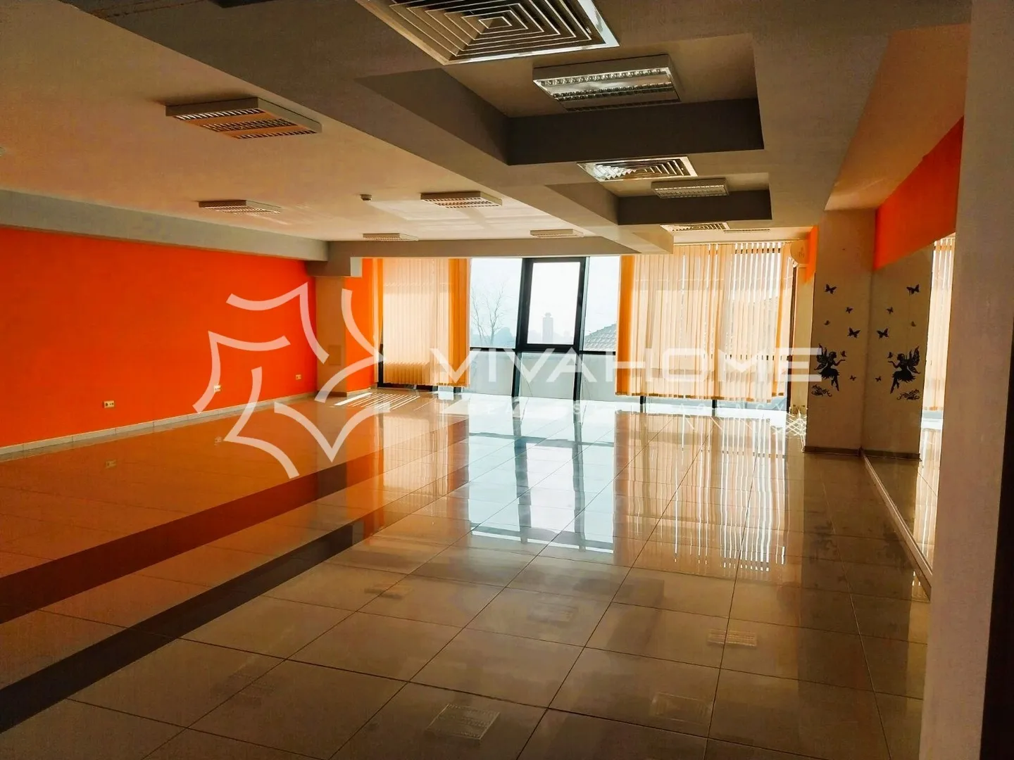 Офис, Пчелина, Варна