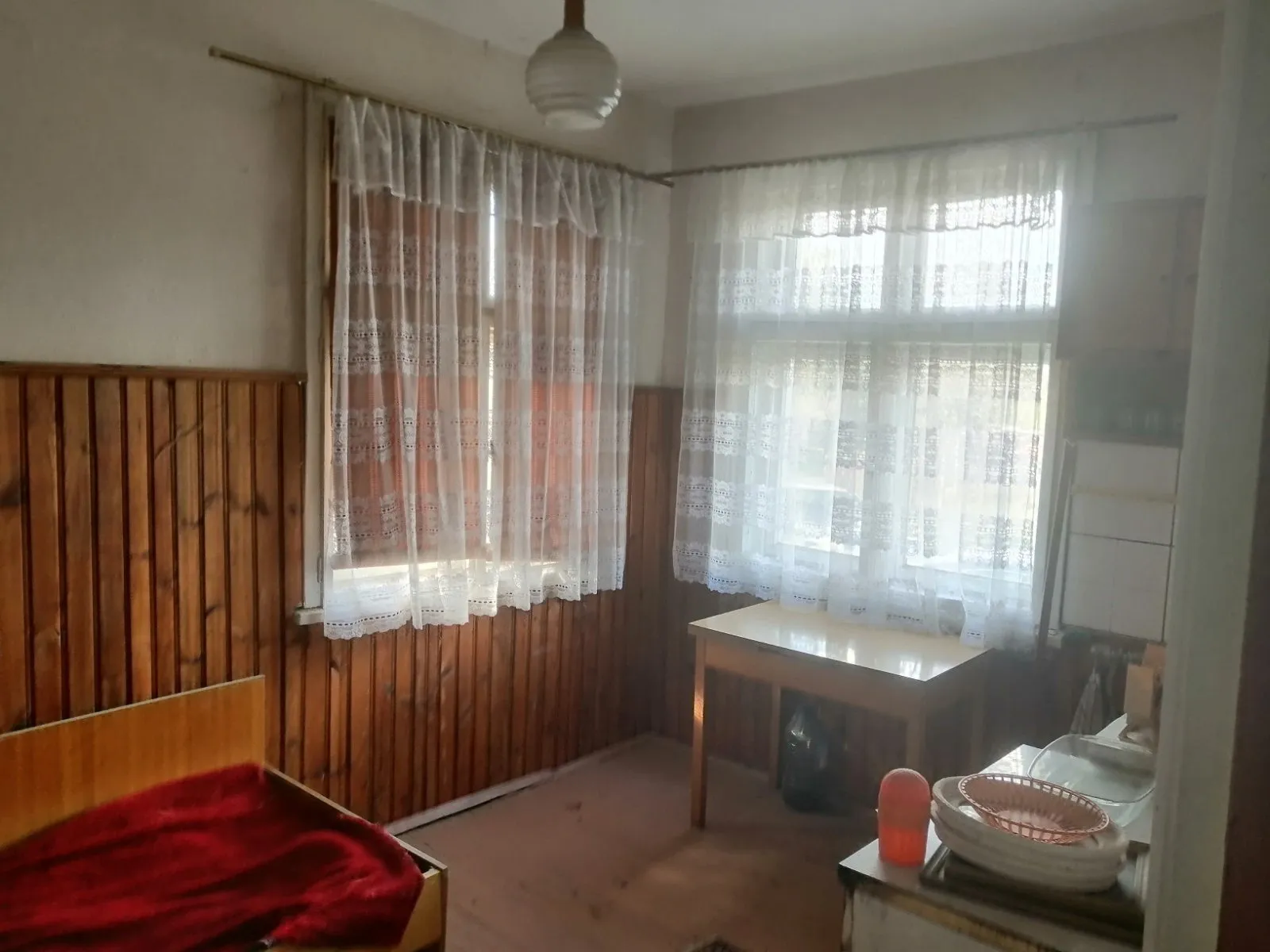 Етаж от къща, Кюстендил, Югозападна България - снимка 7 от 9