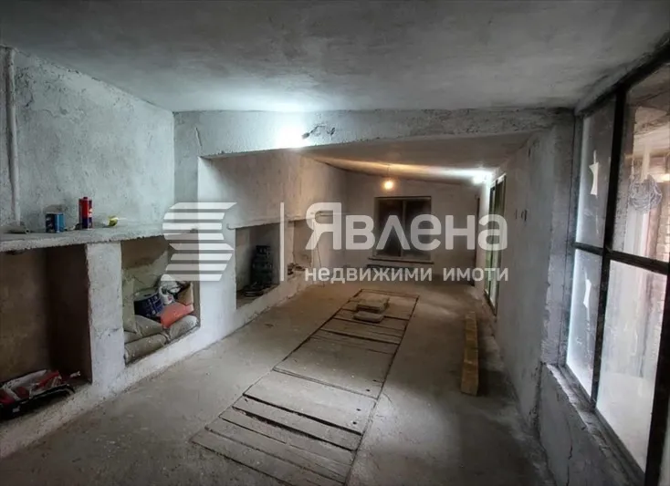 Етаж от къща, Покрайнини, Пловдив - снимка 2 от 13