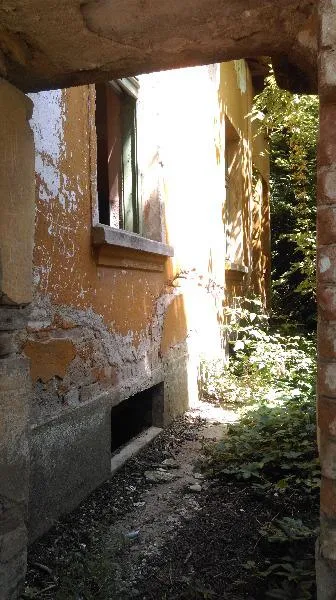 Къща, Враца, Северозападна България - снимка 7 от 12