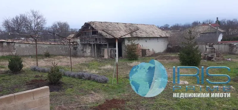 Къща, Шумен, Североизточна България - снимка 4 от 7