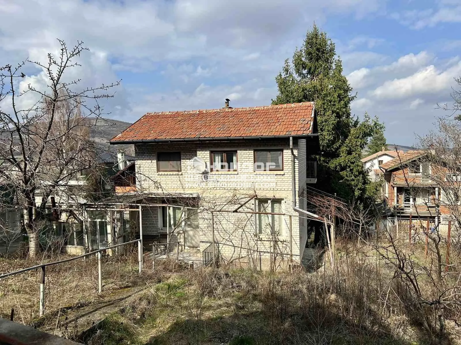 Къща, Гълъбово, Югоизточна България - снимка 3 от 18