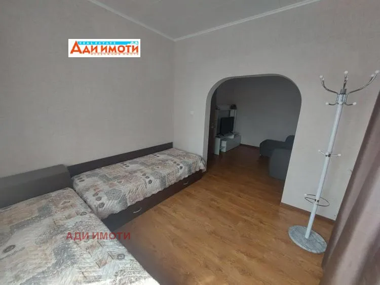 Къща, Карлово, Южна България