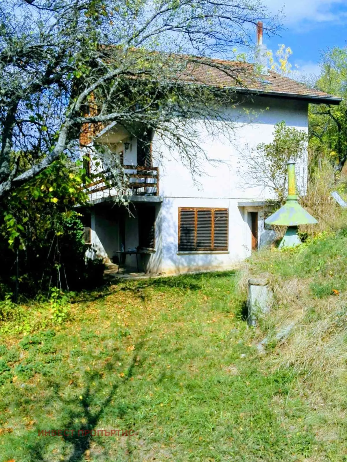 Къща, Годеч, Югозападна България