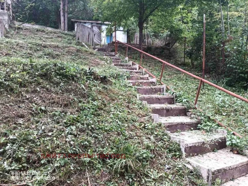 Къща, Своге, Югозападна България - снимка 5 от 10
