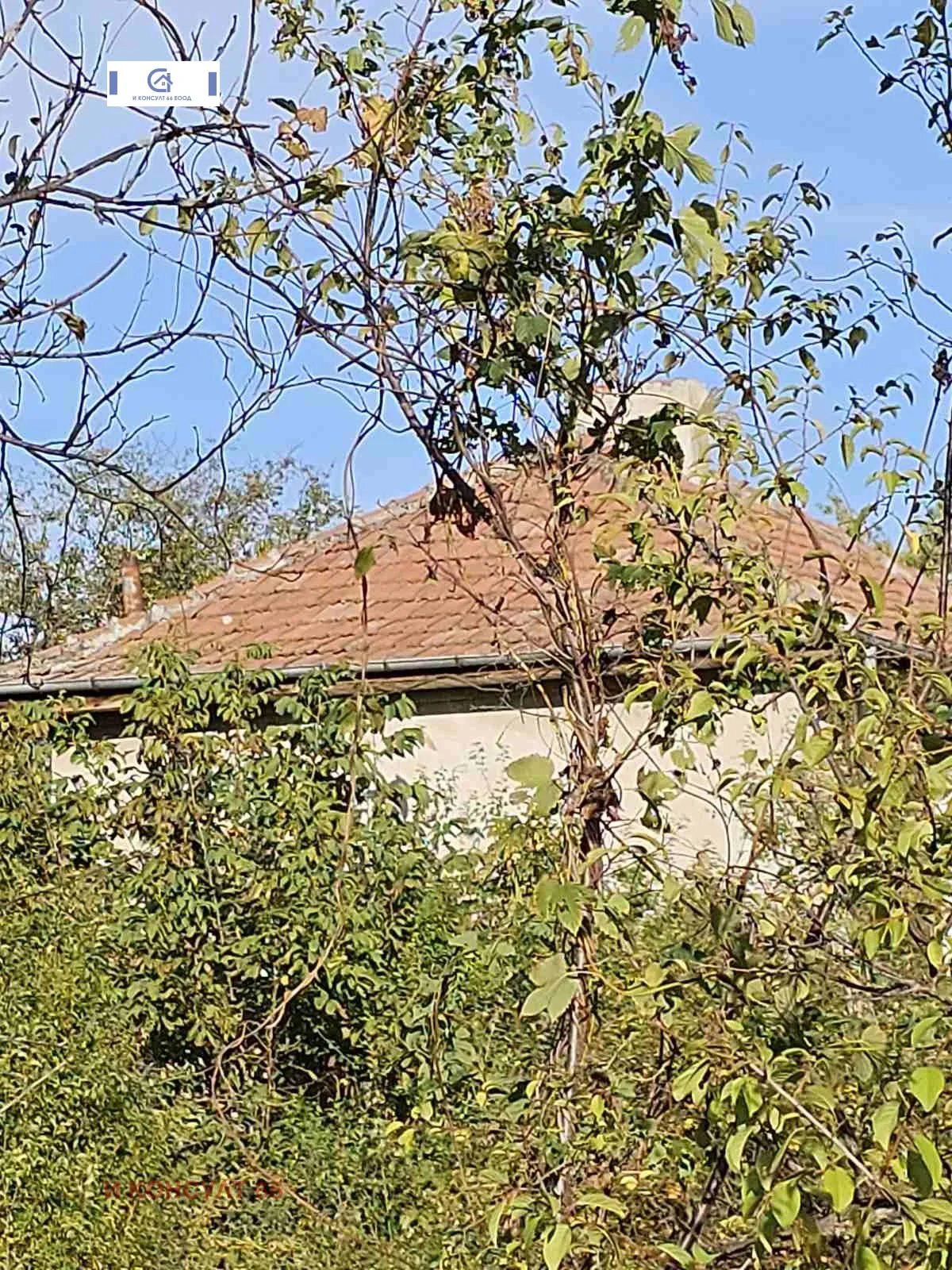 Къща, Ловеч, Северозападна България - снимка 9 от 18