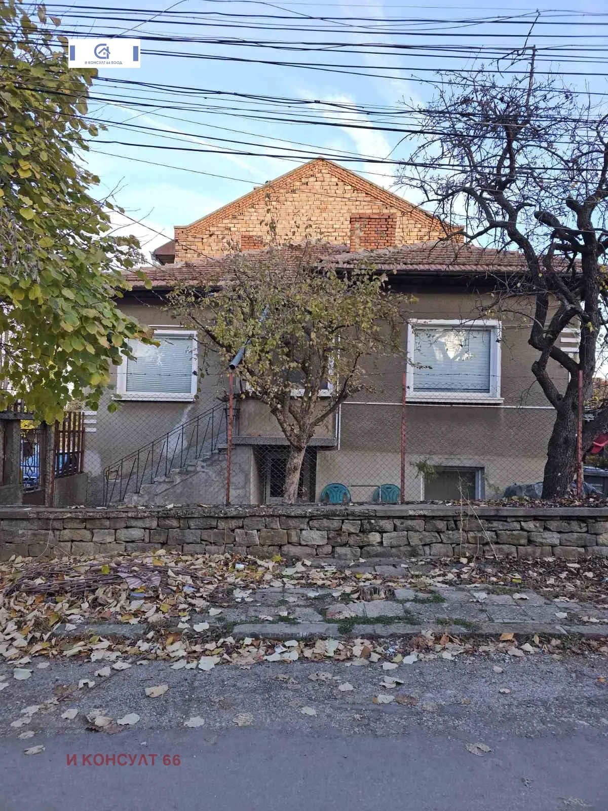 Къща, Ловеч, Северозападна България - снимка 10 от 17