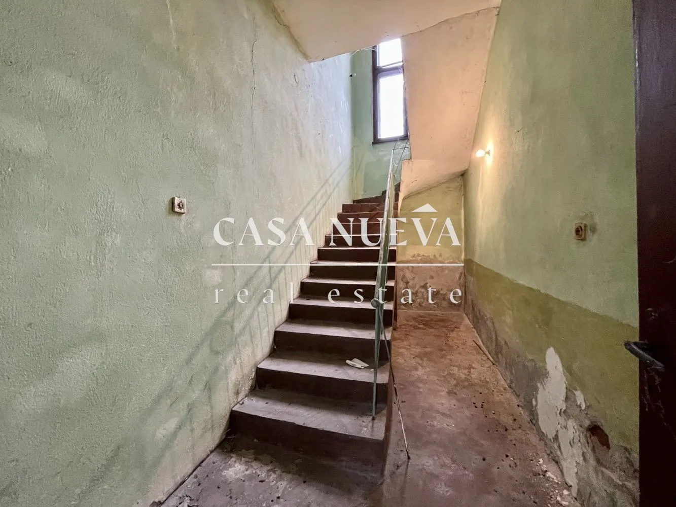 Къща, Червен Бряг, Северозападна България - снимка 13 от 18
