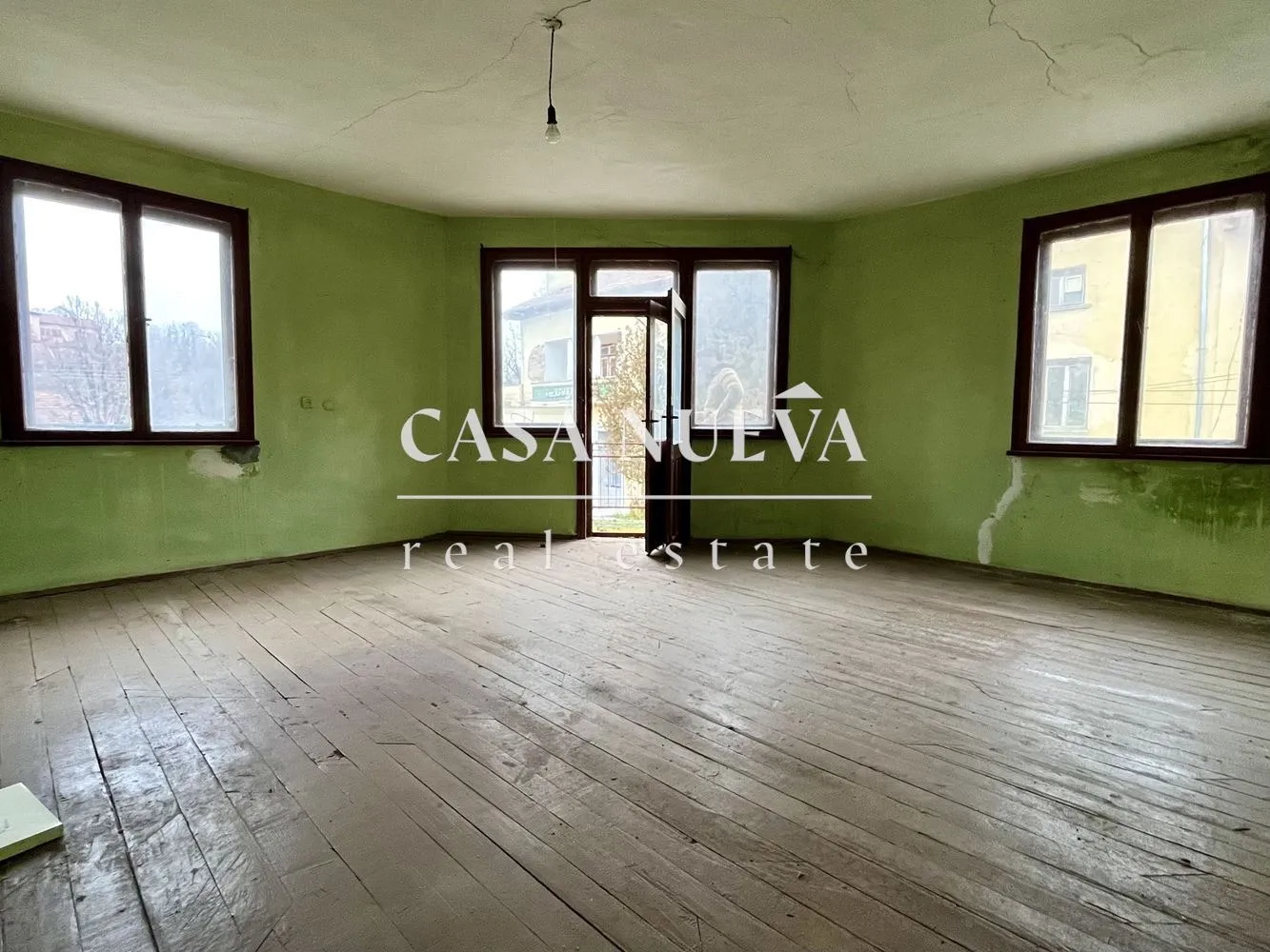 Къща, Червен Бряг, Северозападна България - снимка 12 от 18