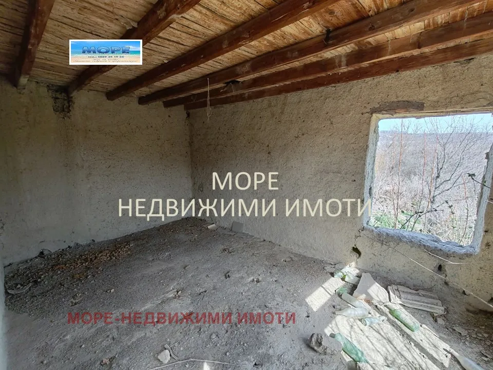 Къща, Търговище, Североизточна България - снимка 10 от 16