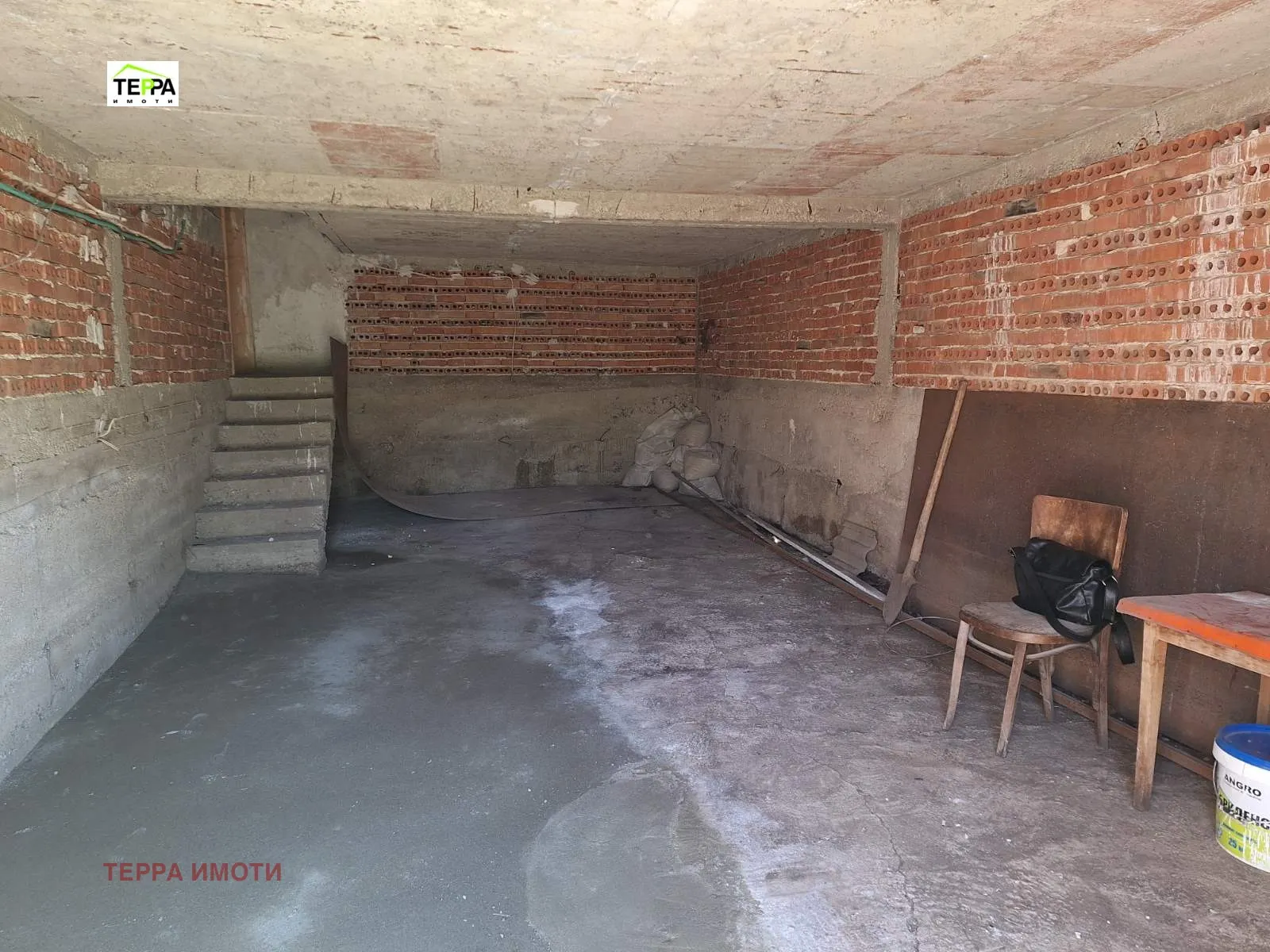Къща, Борово, София - снимка 15 от 18