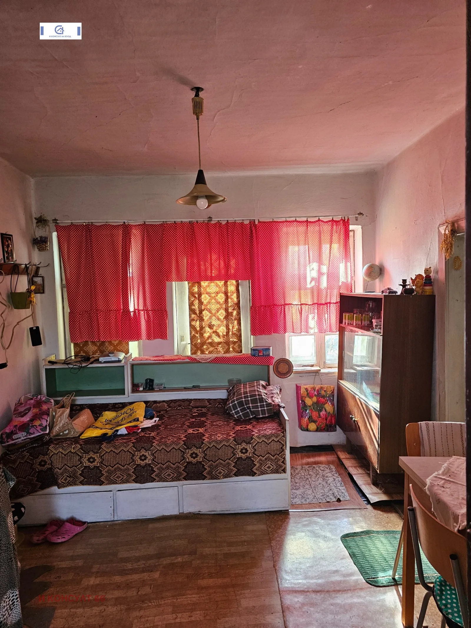 Къща, Ловеч, Северозападна България