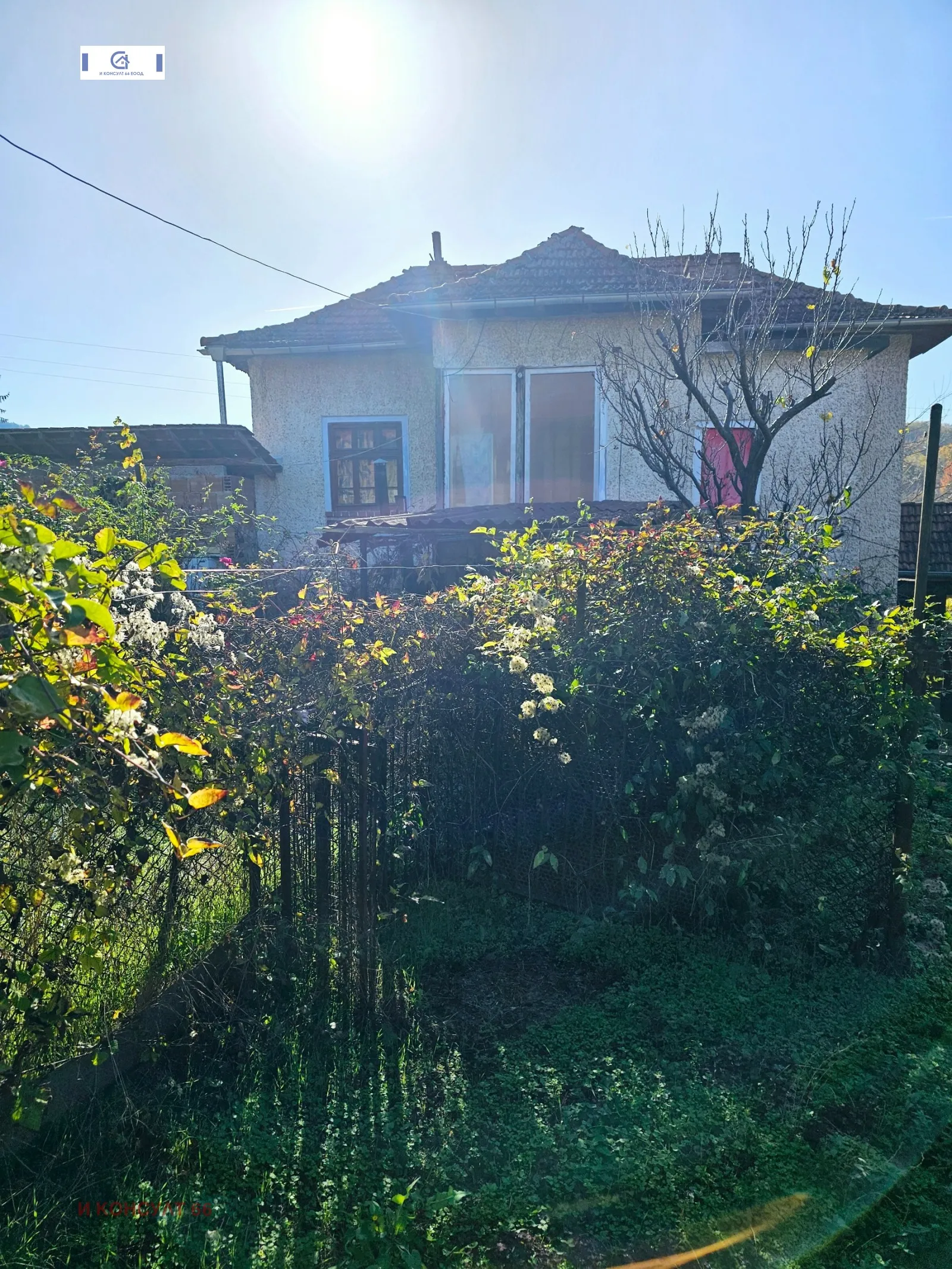 Къща, Ловеч, Северозападна България - снимка 10 от 18