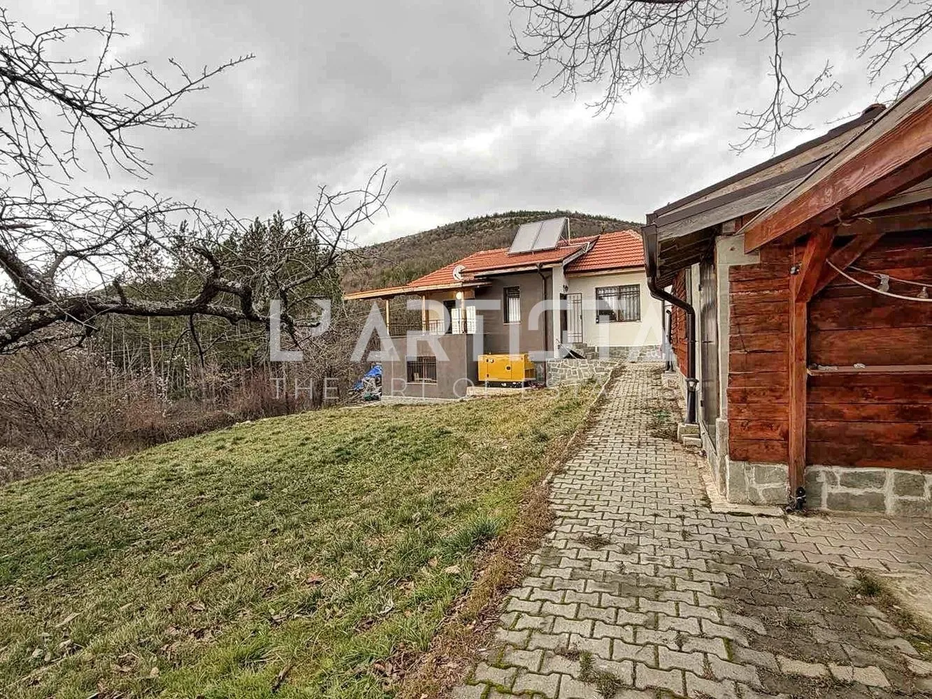 Къща, Мирково, Югозападна България - снимка 6 от 18