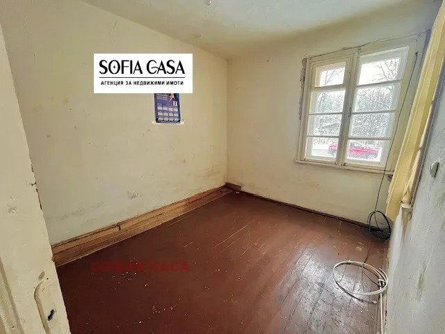 Къща, Козлодуй, Северозападна България - снимка 2 от 10