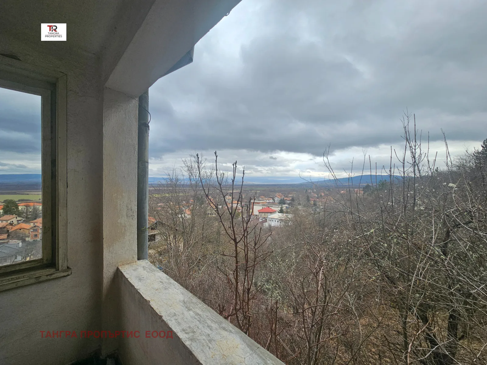 Къща, Сливница, Югозападна България - снимка 3 от 17