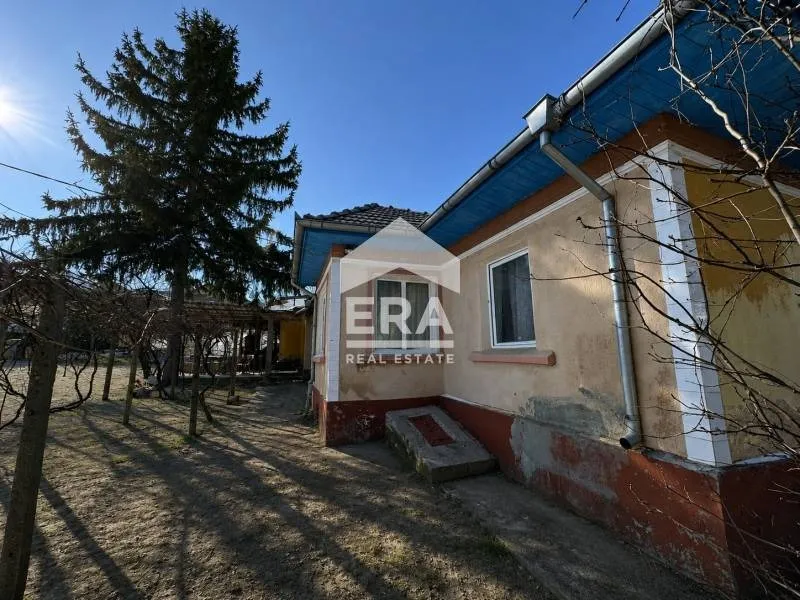 Къща, Силистра, Северна България - снимка 2 от 6