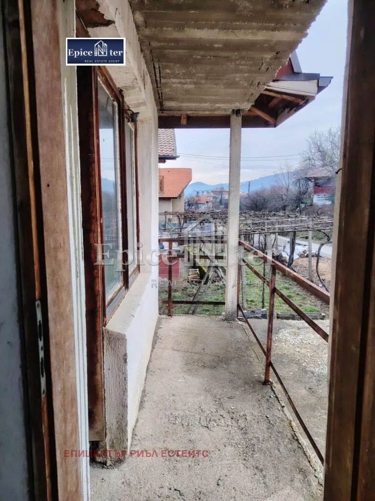 Къща, Кюстендил, Югозападна България - снимка 4 от 18