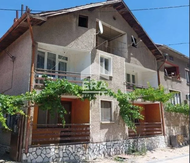 Къща, Пазарджик, Южна България - снимка 8 от 9