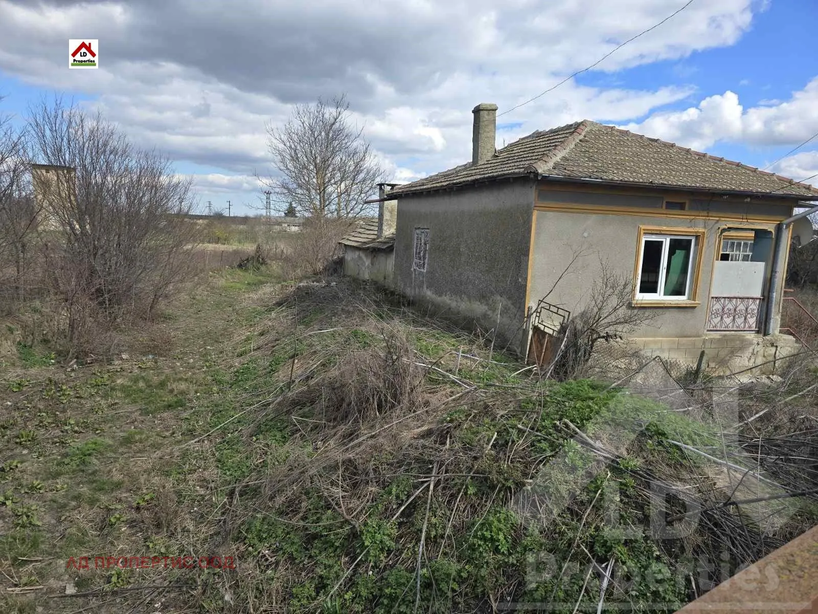 Къща, Генерал Тошево, Североизточна България - снимка 4 от 15