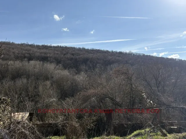 Къща, Ловеч, Северозападна България - снимка 8 от 18