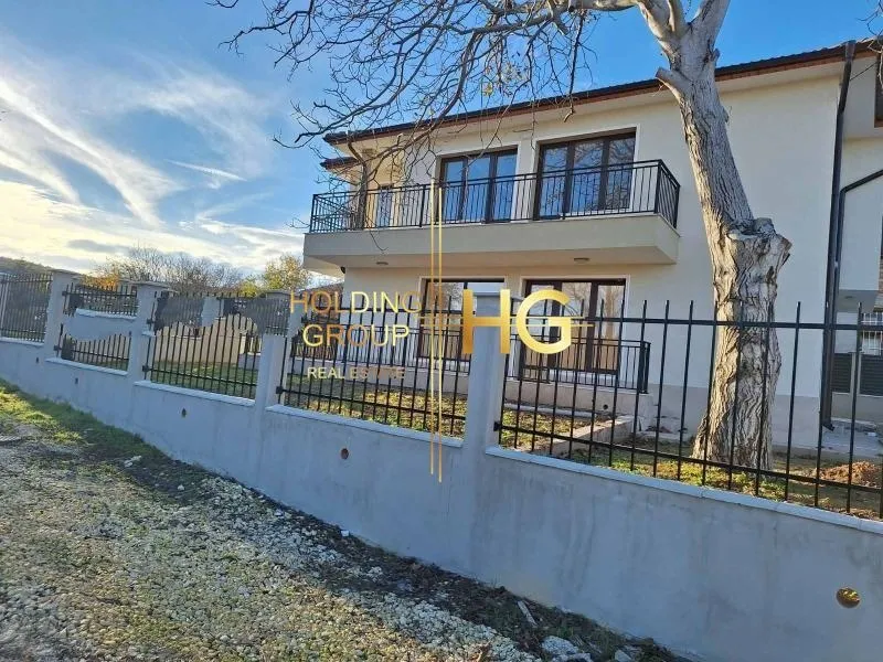 Къща, Траката, Варна - снимка 6 от 8