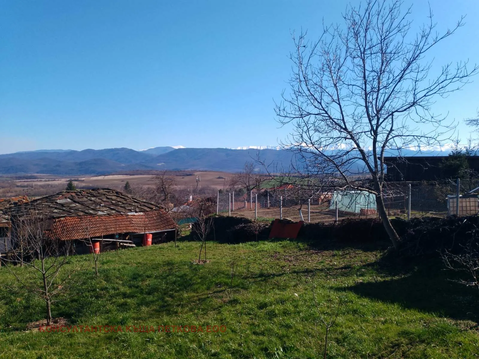 Къща, Ловеч, Северозападна България - снимка 5 от 17