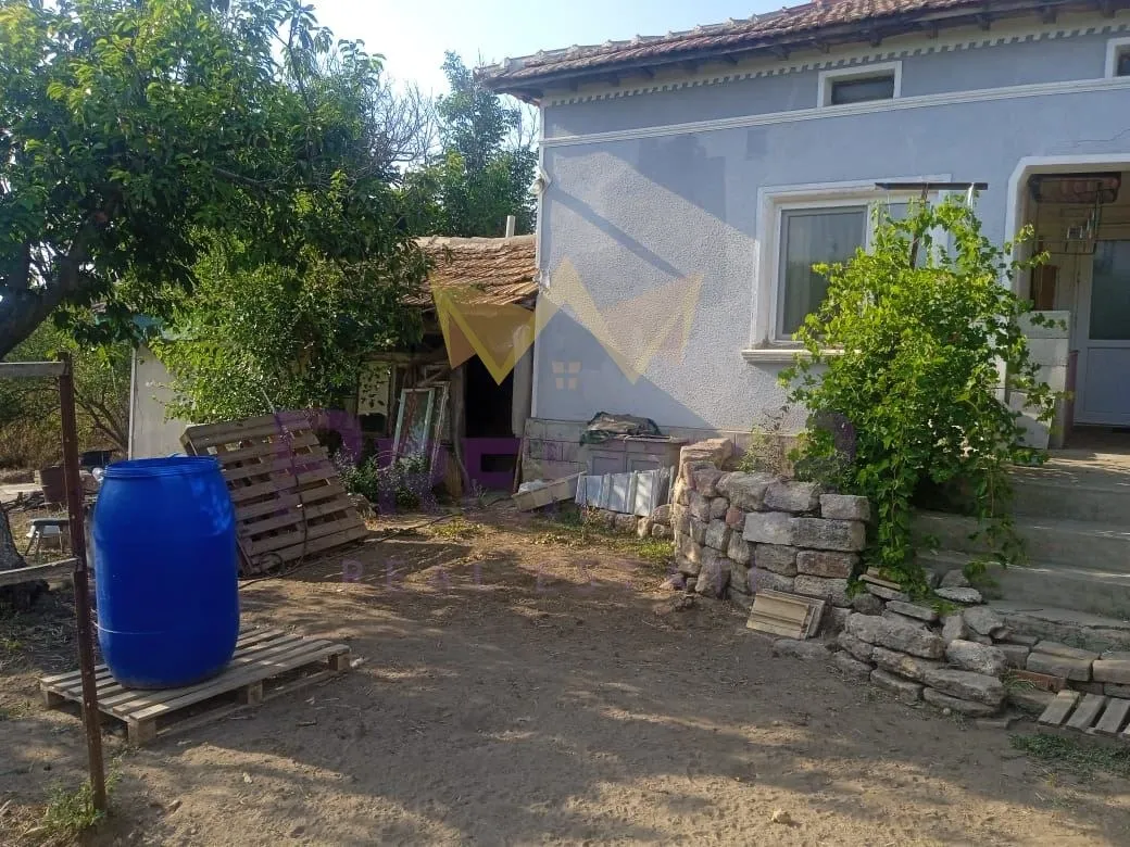 Къща, Добрич, Североизточна България - снимка 12 от 18