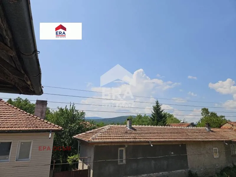Къща, Ловеч, Северозападна България - снимка 3 от 17