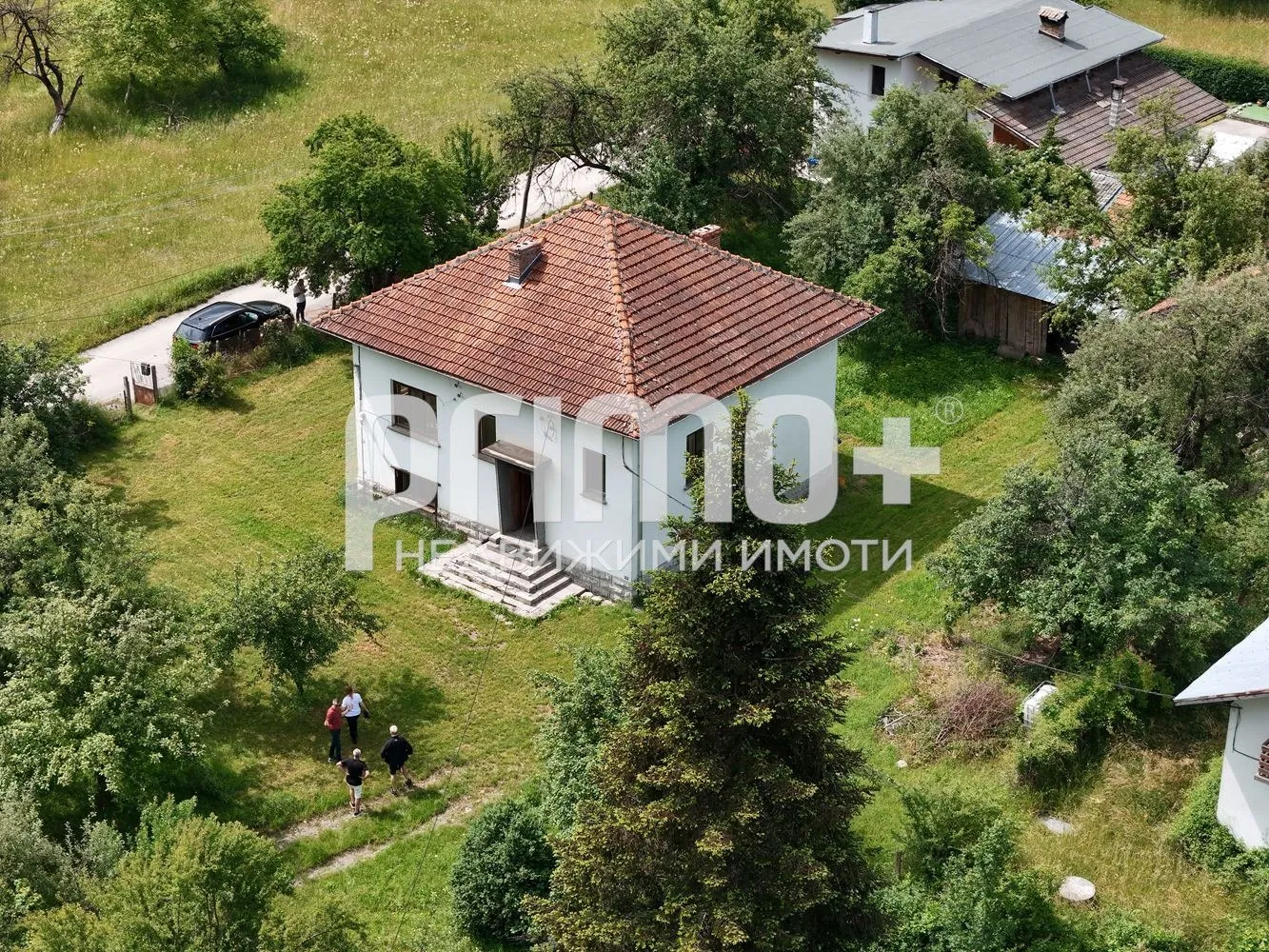 Къща, Ловеч, Северозападна България - снимка 10 от 17