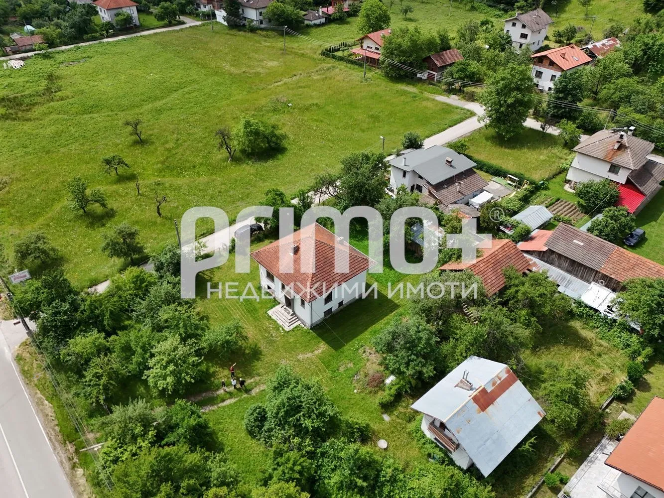 Къща, Ловеч, Северозападна България - снимка 8 от 17