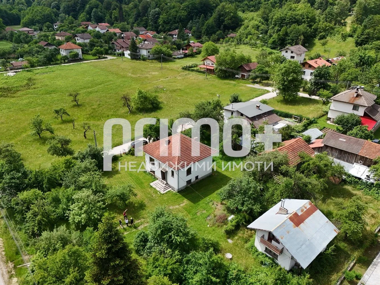 Къща, Ловеч, Северозападна България - снимка 11 от 17