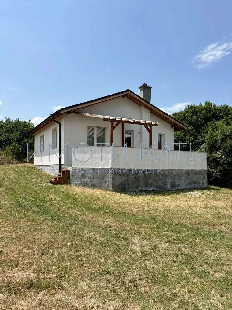 Къща, Перник, Югозападна България - снимка 9 от 17