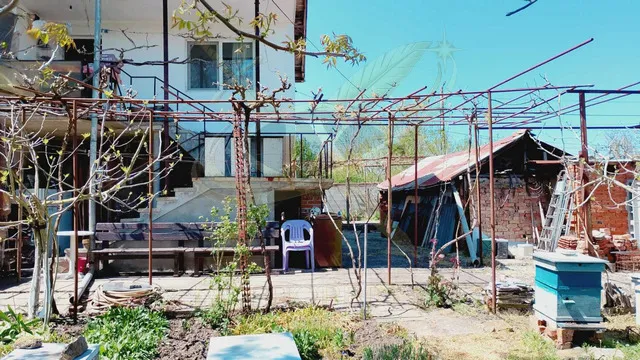 Къща, Покрайнини, Бургас - снимка 9 от 10