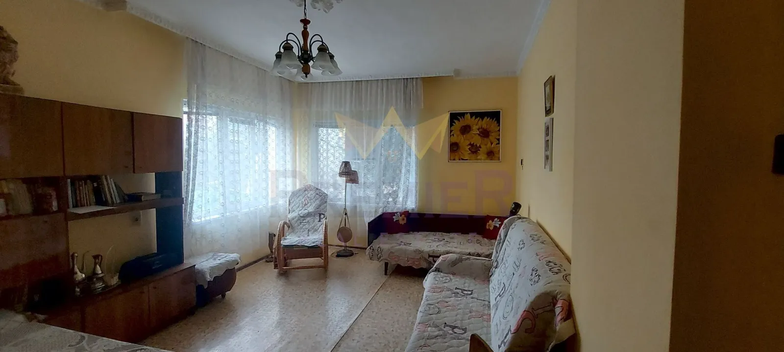 Къща, Покрайнини, Бургас - снимка 2 от 18
