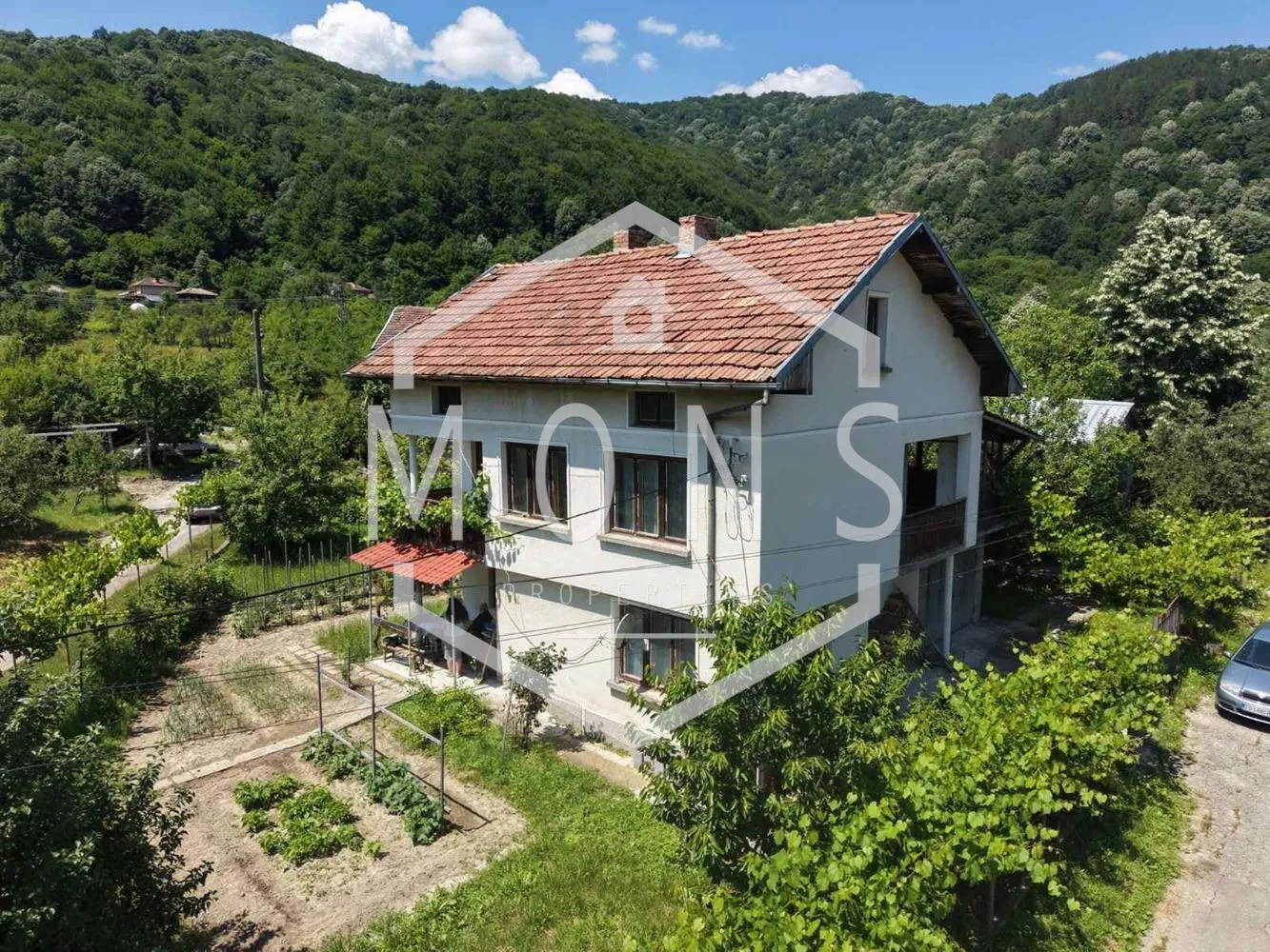 Къща, Габрово, Северна България - снимка 10 от 18