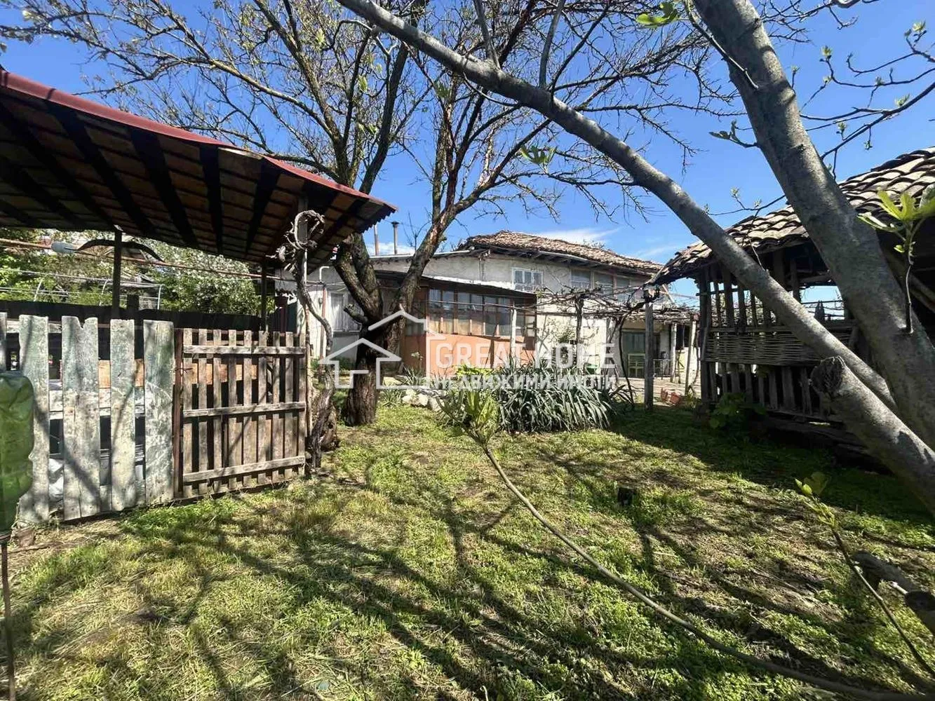 Къща, Търговище, Североизточна България - снимка 2 от 8