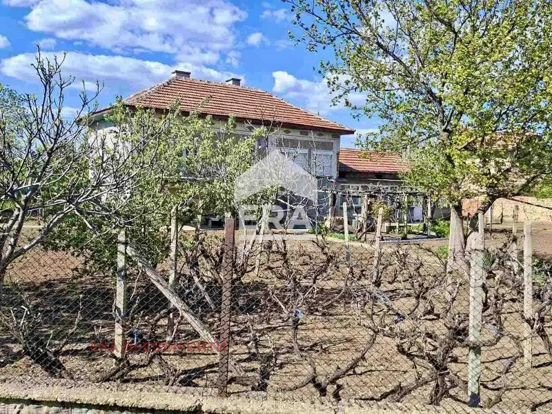 Къща, Плевен, Северозападна България - снимка 7 от 16