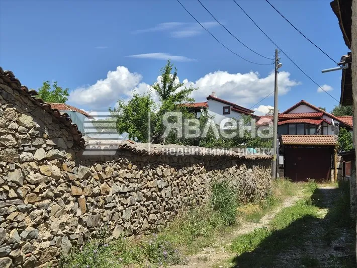 Къща, Пазарджик, Южна България - снимка 2 от 9