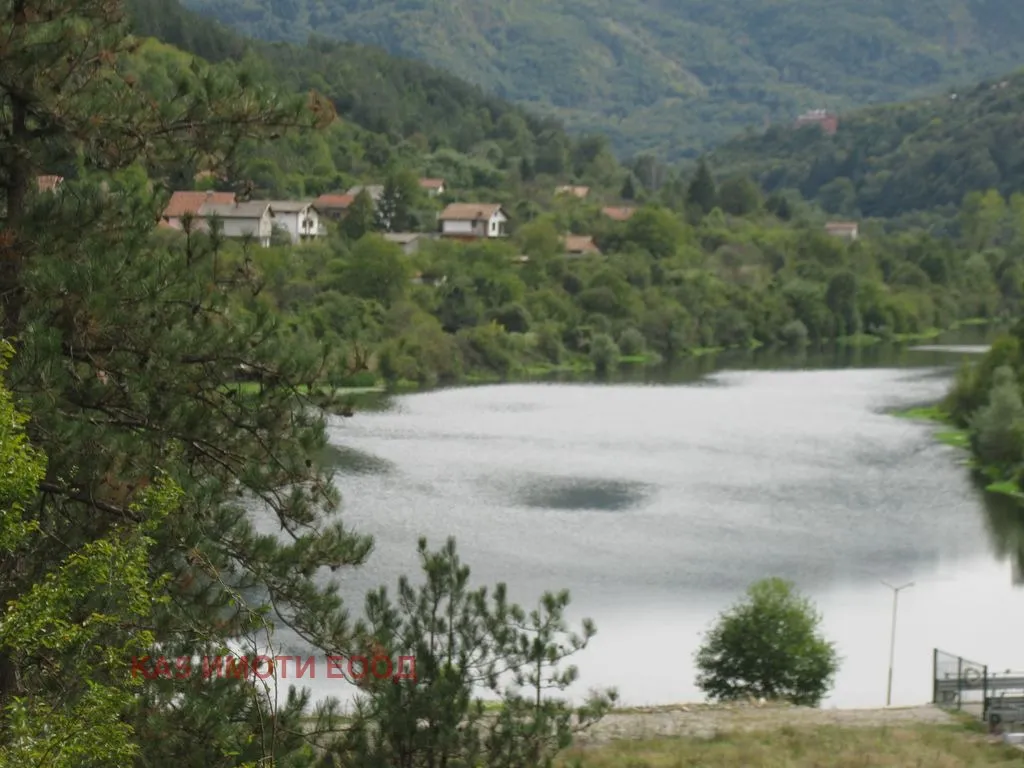 Къща, Своге, Югозападна България - снимка 7 от 17