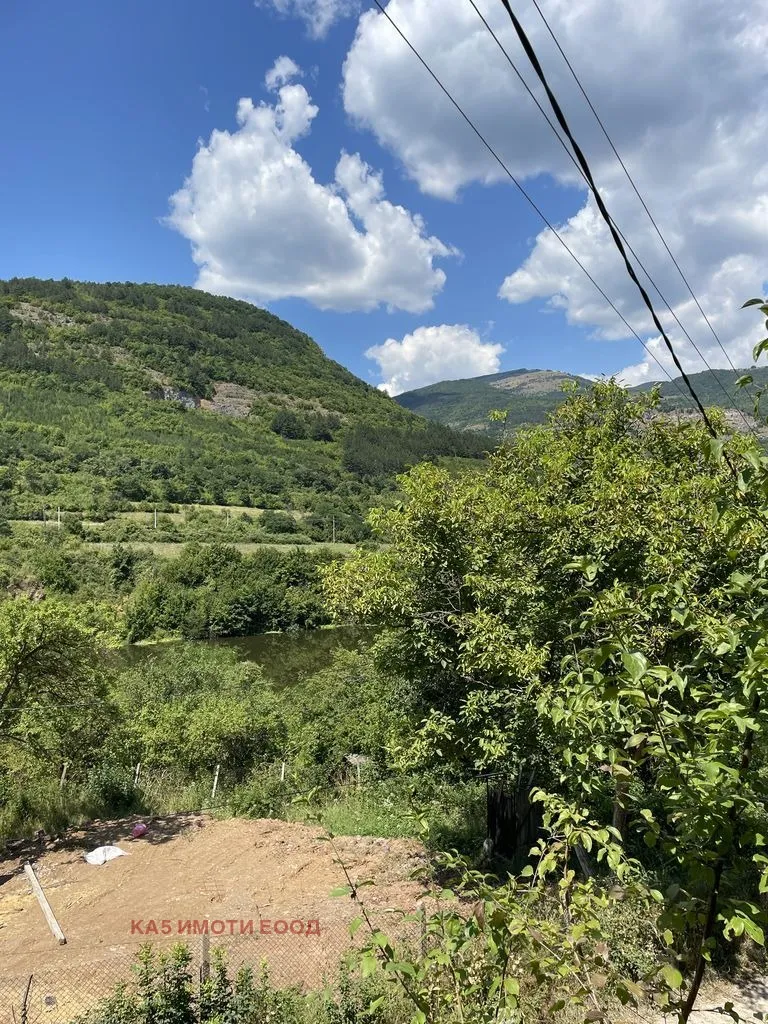 Къща, Своге, Югозападна България - снимка 5 от 17