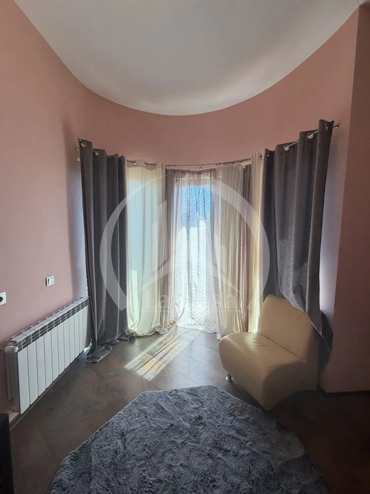Къща, Божурище, Югозападна България - снимка 5 от 18