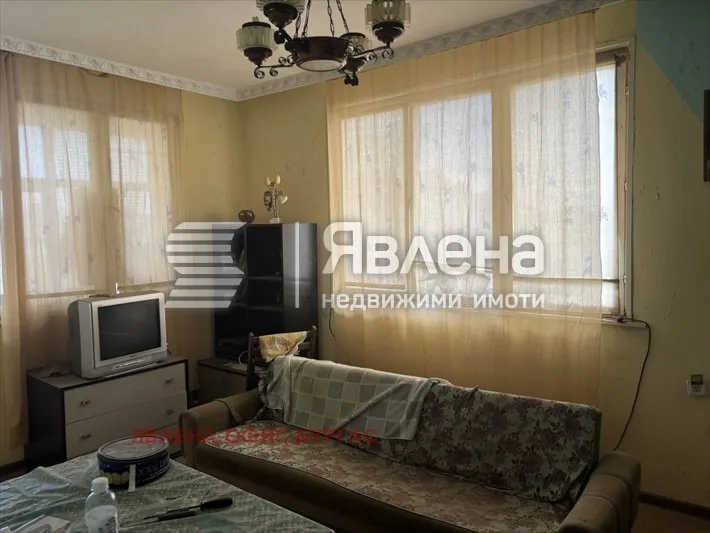 Къща, Лозово, Бургас - снимка 8 от 9