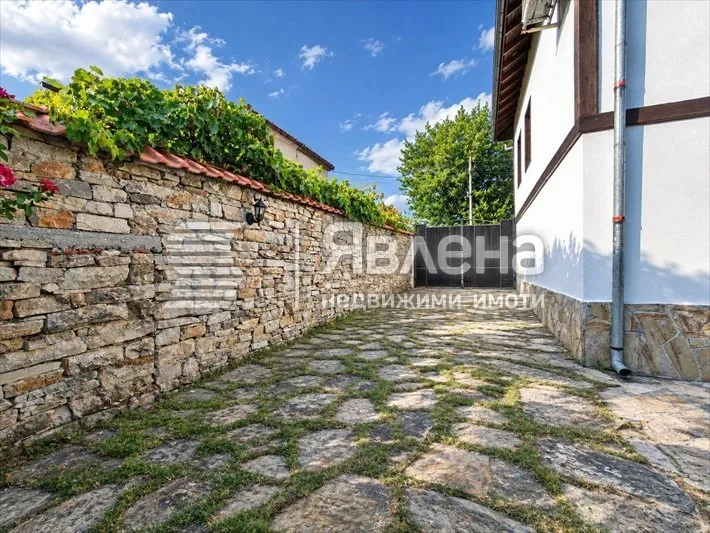 Къща, Чирпан, Югоизточна България - снимка 12 от 14