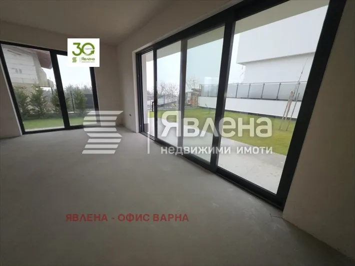 Къща, Покрайнини, Варна - снимка 2 от 15