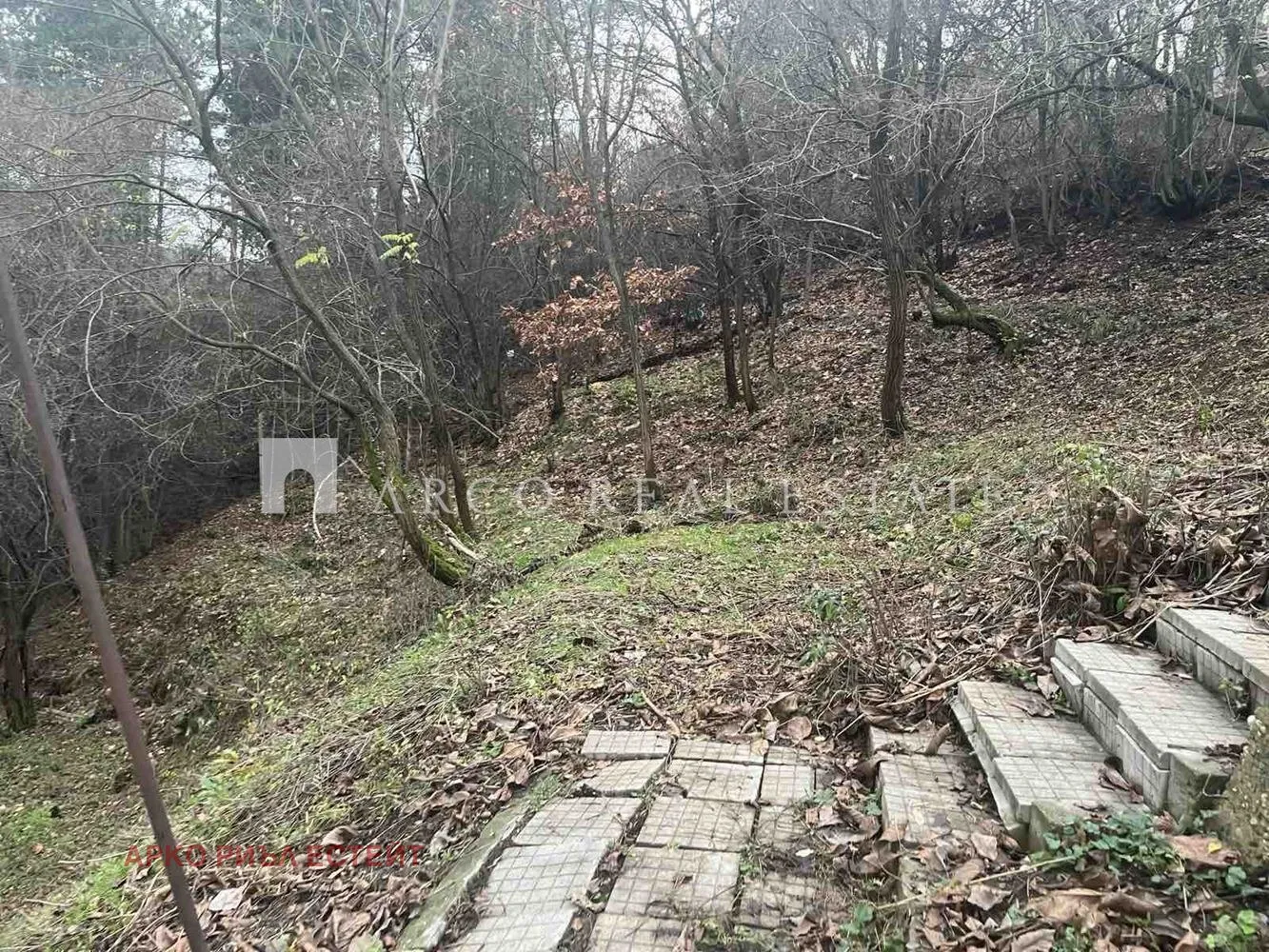 Вила, Своге, Югозападна България - снимка 3 от 14