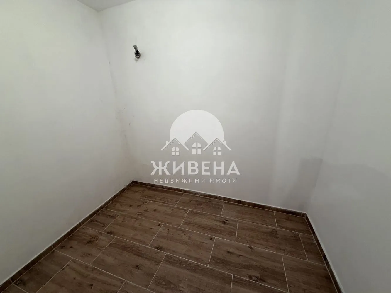 Удобство, Гръцка махала, Варна - снимка 6 от 15